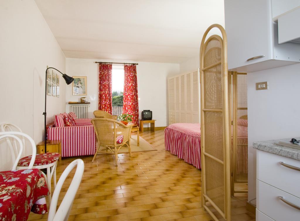 Agriturismo Il Torrione Pinerol Chambre photo